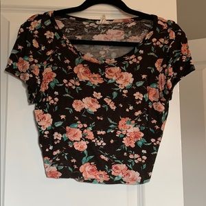 Black floral crop top
